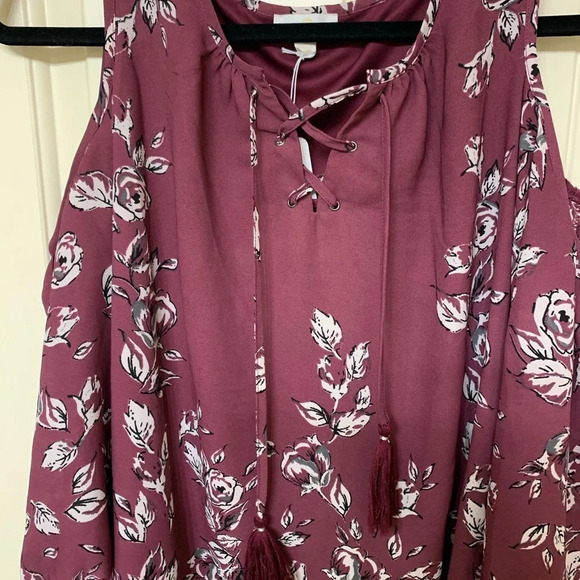 NWT Charming Charlie Floral Cold-Shoulder Dress - Picture 3 of 5